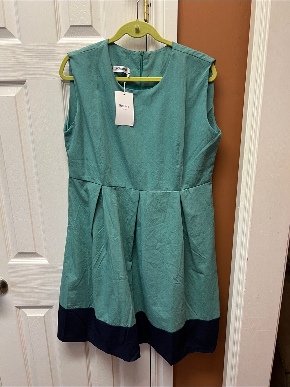 Neck & Neck Teal Sleeveless Casual Dress with Navy Contrast Hem